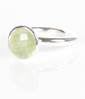 Fingerring i Sterling sølv med Prehnite